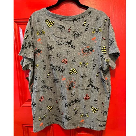 Torrid 2 (2X 18/20) Graffiti Metal Music Punk Rock Logo Skull Goth V Neck TShirt - Picture 2 of 2